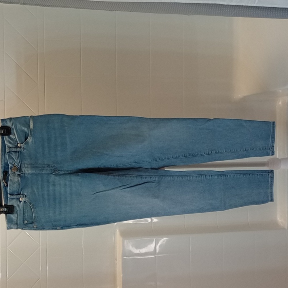 Simply Vera Stretch Skinny Jean